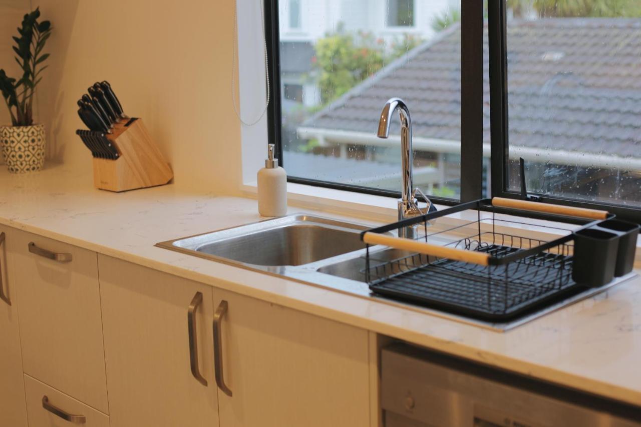 Cozy And Comfortable, Sunny Three-Storey Building Auckland Exteriér fotografie
